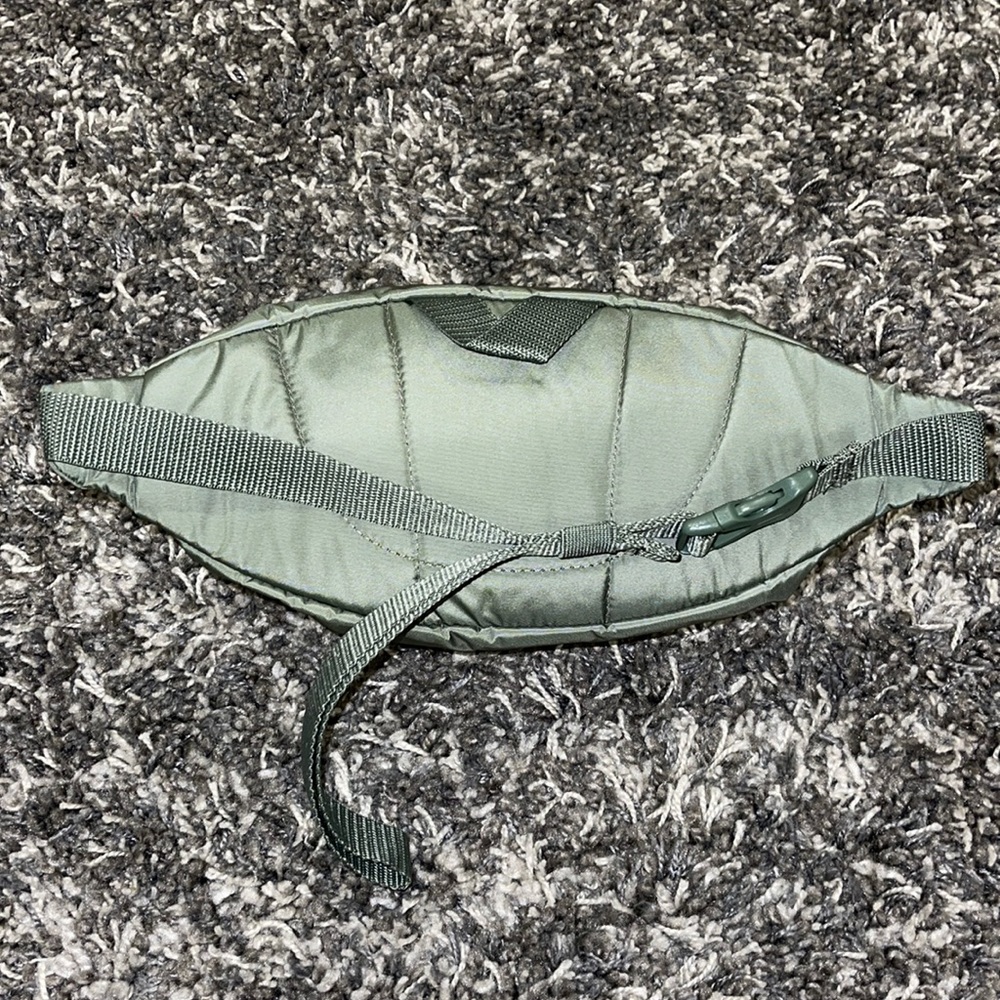 New Adidas Originals National Waist Pack / Crossbody in ( Army, Military Green ) - Picture 8 of 12